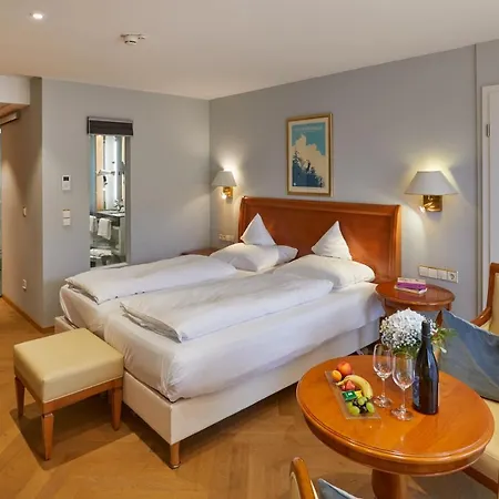 فندق Erfurths Bergfried Ferien & Wellnesshotel 4*