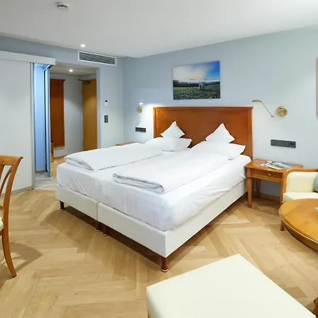 Hotel Erfurths Bergfried Ferien & Wellnesshotel Hinterzarten