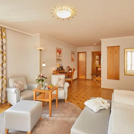 Hotel Erfurths Bergfried Ferien & Wellnesshotel Hinterzarten