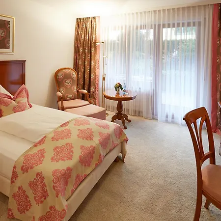 Erfurths Bergfried Ferien & Wellnesshotel 4* Hinterzarten