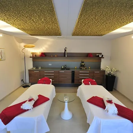 Erfurths Bergfried Ferien & Wellnesshotel הינטרצארטן