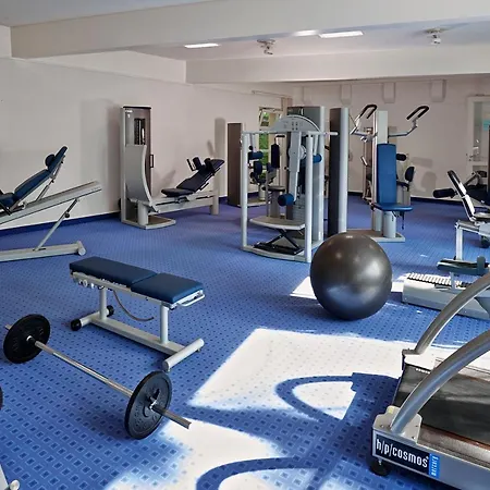 מלון Erfurths Bergfried Ferien & Wellnesshotel 4*
